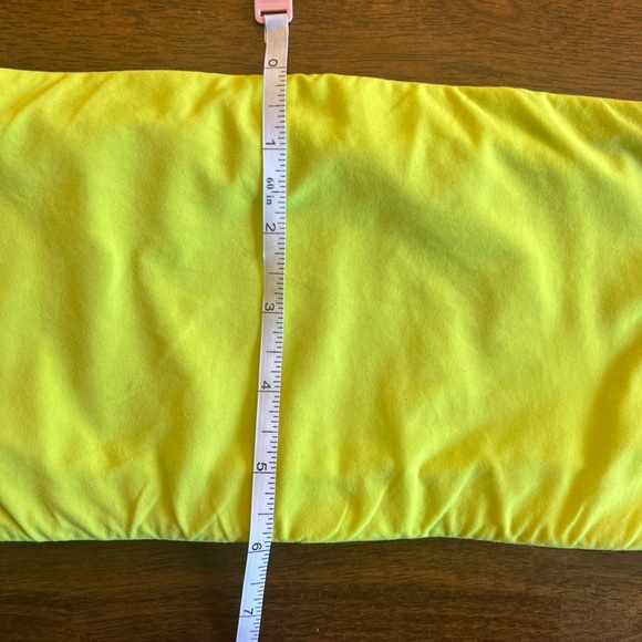 NWT SKIMS Bright Yellow Fitted Top – Size S - Picture 9 of 9